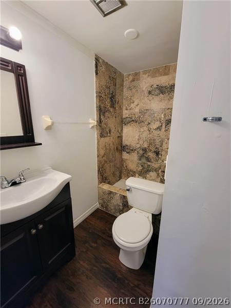 Building Photo - 2531 Funston St