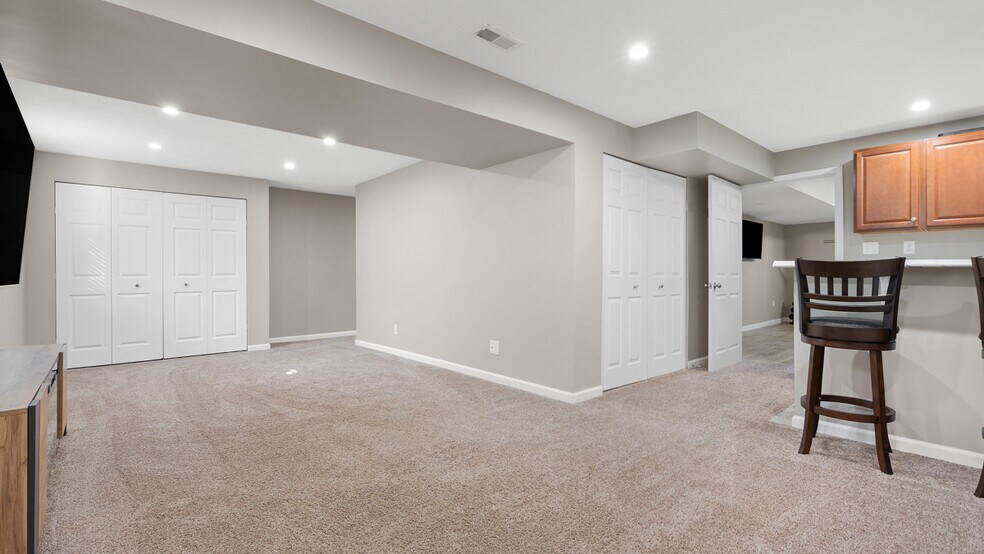 Building Photo - 111 Hermitage Ct