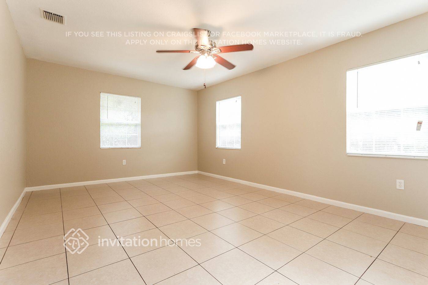 Building Photo - 3834 S Chamberlain Blvd