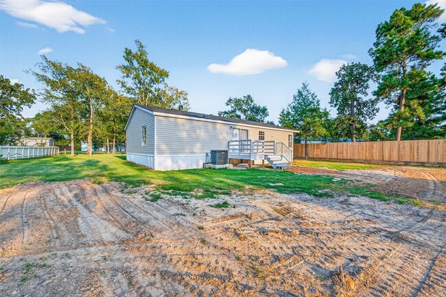 Building Photo - 19140 Ranchcrest Dr