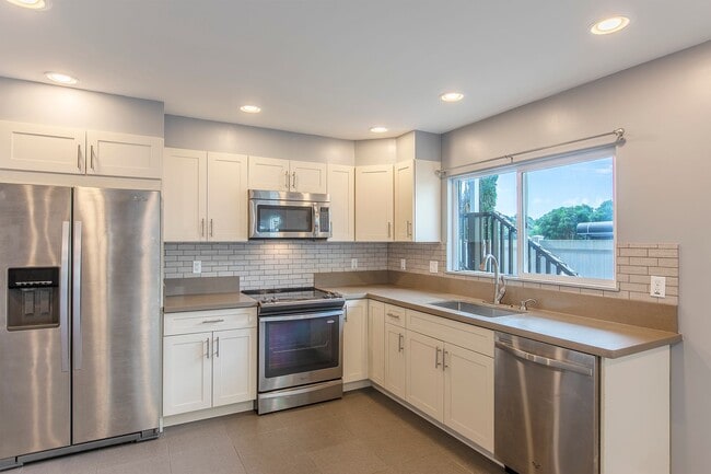 Building Photo - 2615 Booth Rd