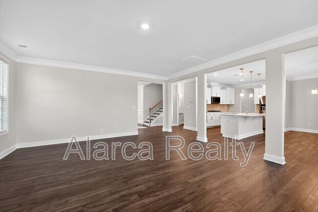 Building Photo - 7172 Sylvan Retreat Dr