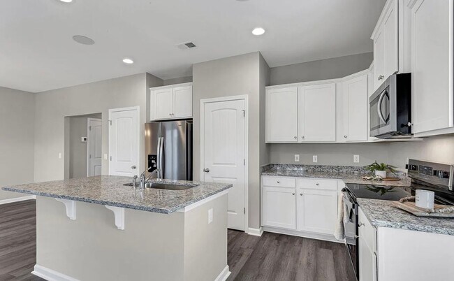 Building Photo - Stunning 3/2.5 Townhome Available Now!