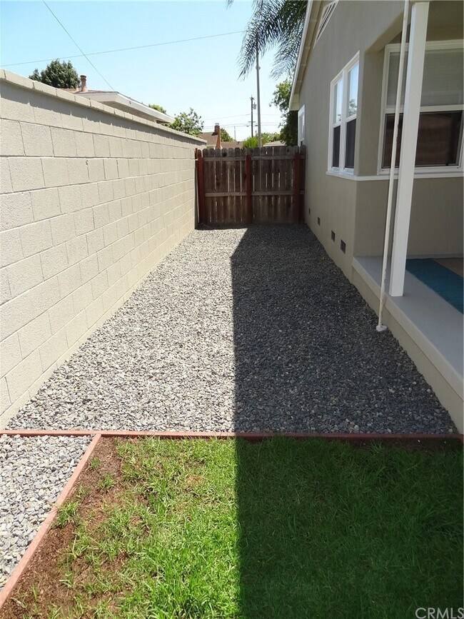 Building Photo - 6721 E La Marimba St