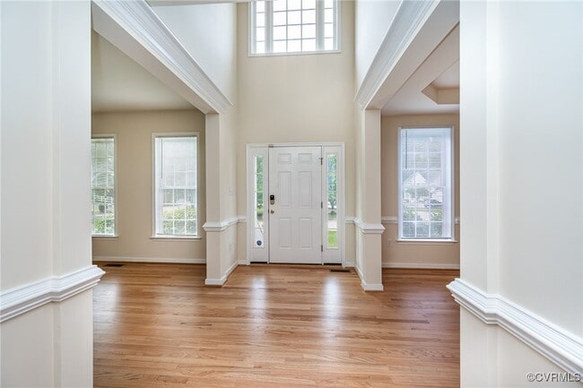 Building Photo - 11012 Jimmy Ridge Dr