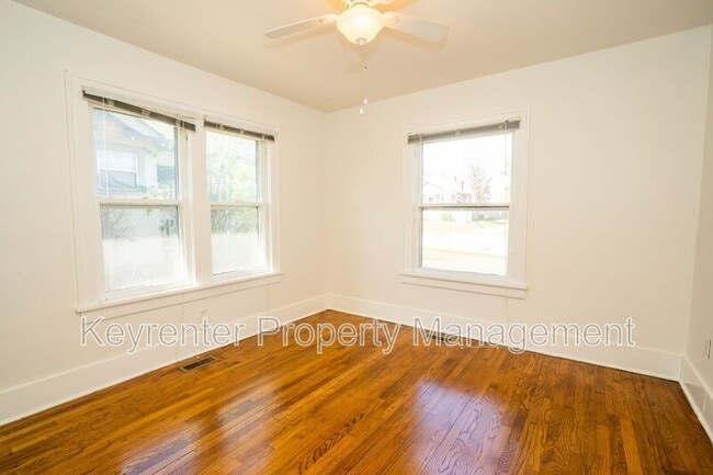 Building Photo - 1207 S Florence Pl