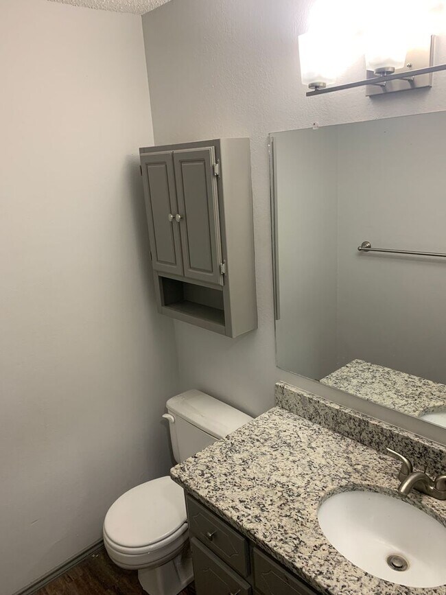 Building Photo - Cozy 2 bedroom 1 1/2 bath in Friendship ISD!