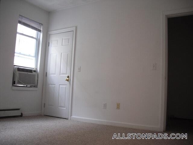 Building Photo - 58 Mansfield St