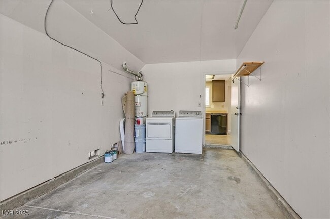 Building Photo - 370 Manzanita St