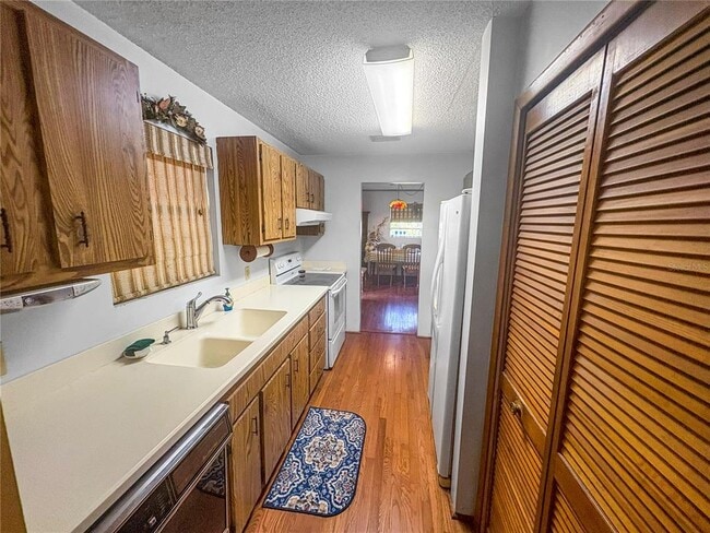 Building Photo - 5237 Moore St