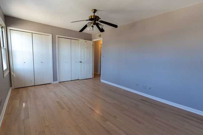 Building Photo - 4345 Mumford Dr