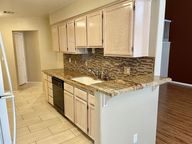 Building Photo - Hidden Gem in Gated Community - Summerlin