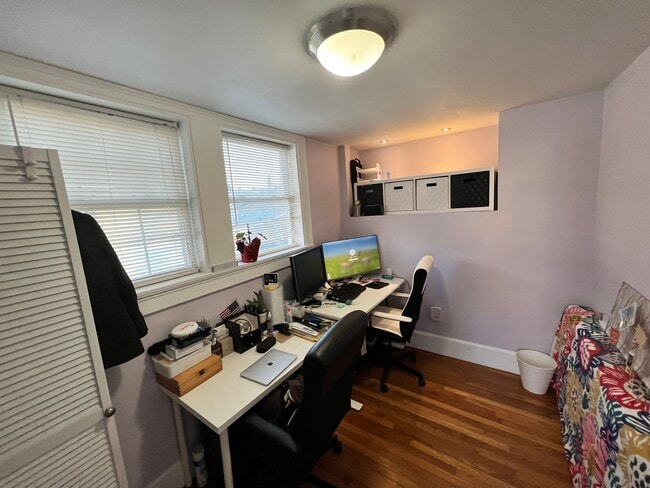 Building Photo - 45 Lincoln St