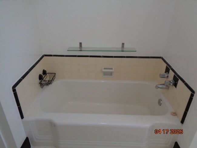 Building Photo - Cute and Clean One Story in Central Lancaster Offering 1328 sq. ft.