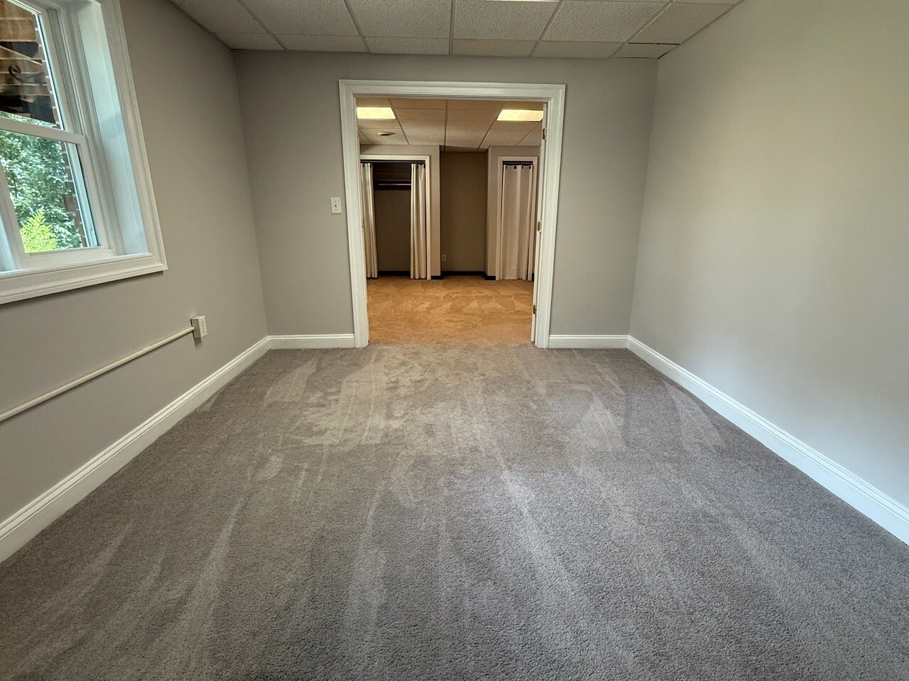 Building Photo - 327 Braehead Dr