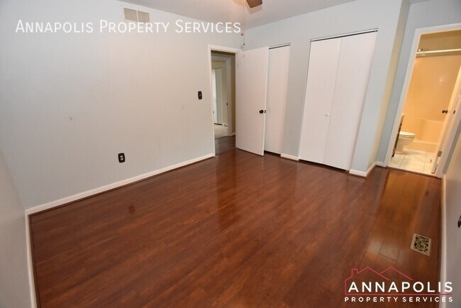 Building Photo - 130 Dennis Rd