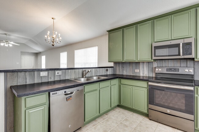 Building Photo - 1201 Roping Reins Way