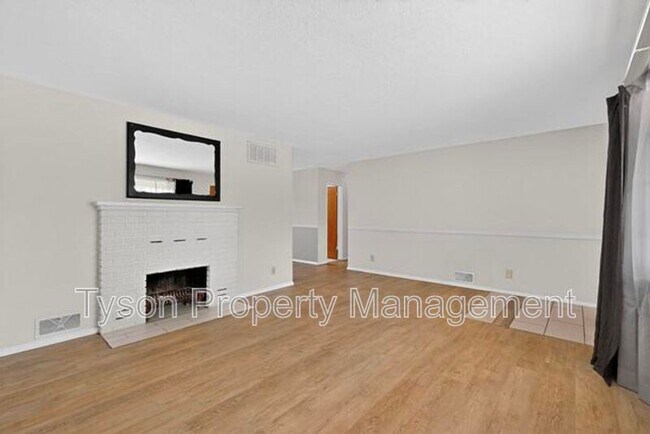 Building Photo - 6701 Zimmerman Ave NE