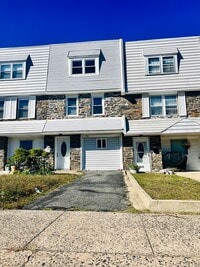 Building Photo - 7445 Rhoads St