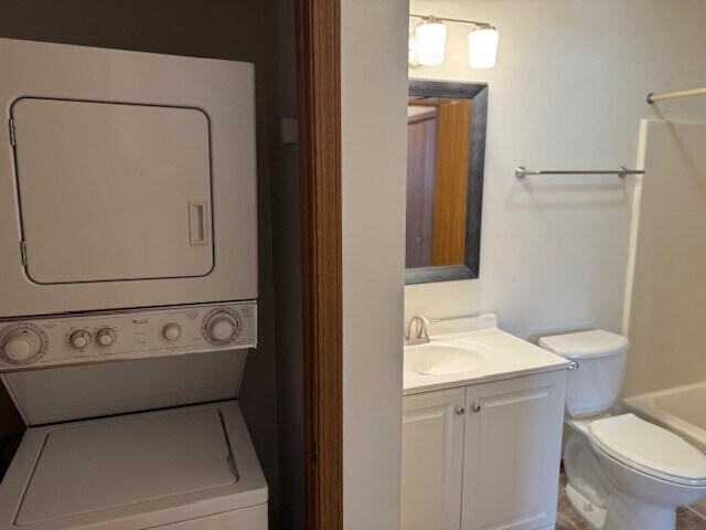 Building Photo - 34016 N White Oak Ln