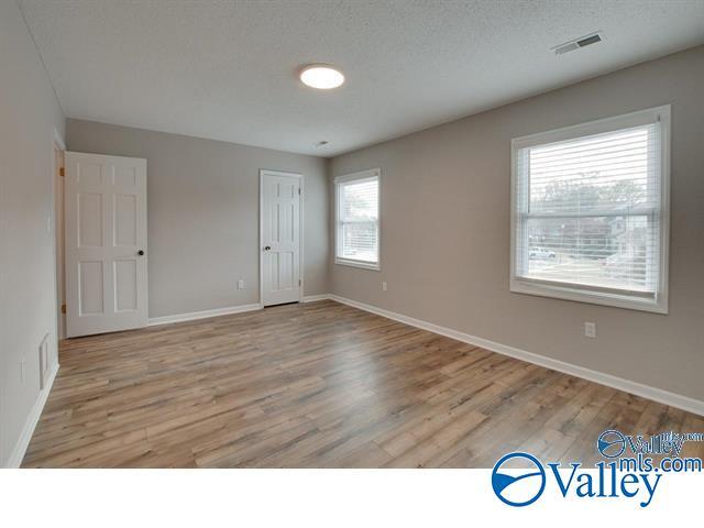Building Photo - 3006 Dupree Dr SW