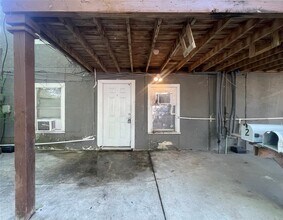 Building Photo - 311 Randall St