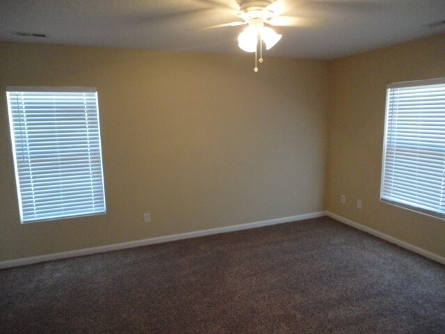 Building Photo - 2544 Quarry Ridge Ln
