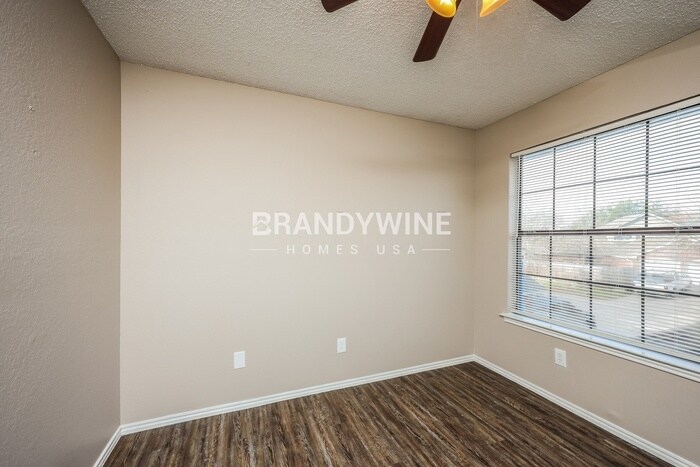 Building Photo - 922 Gable Ave
