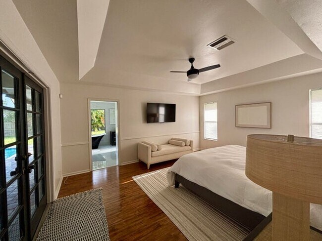 Building Photo - 325 Knotty Wood Ln