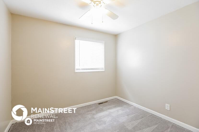 Building Photo - 8502 Crystal Ave