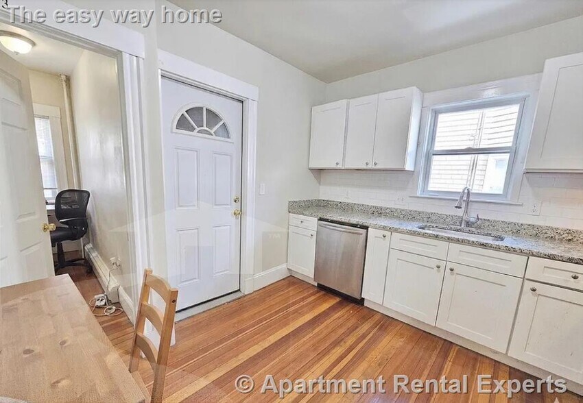 Building Photo - 91 Frederick Ave