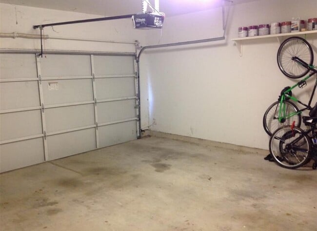 Building Photo - 3735 Main Plaza Dr