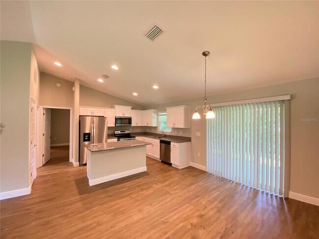 Building Photo - 9065 N Akola Way