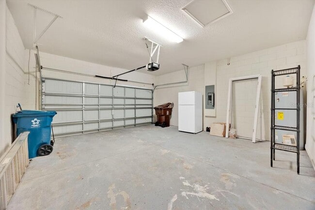 Building Photo - 8755 Rindge Rd