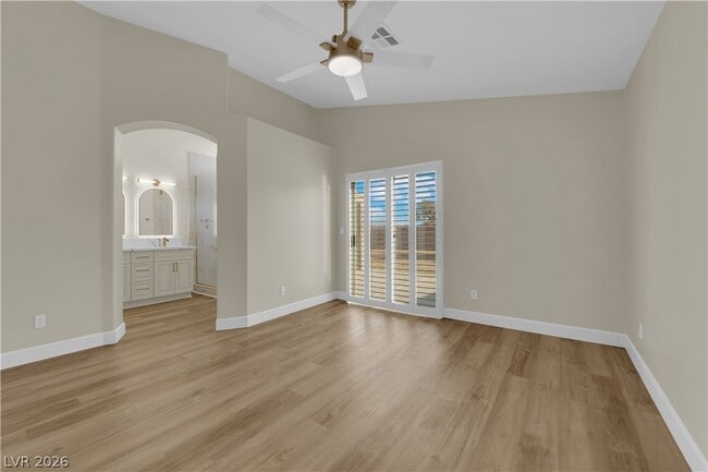 Building Photo - 4016 Angel Face St