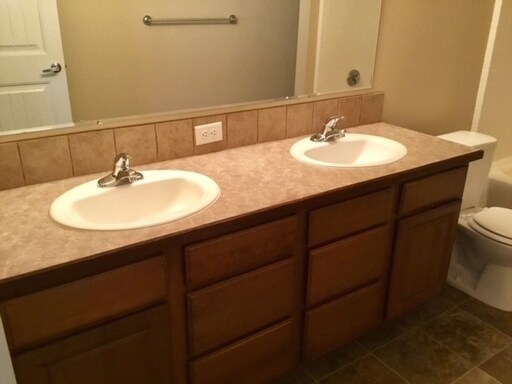 Building Photo - 9965 W Rosecroft Ct