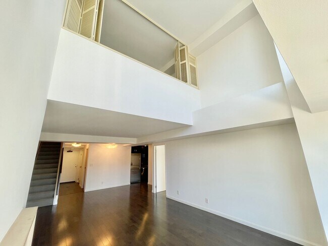 Building Photo - 1177 California St