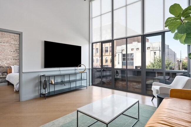 Building Photo - 2212 Morris Ave