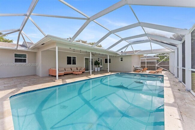 Building Photo - 7400 NW 15th St