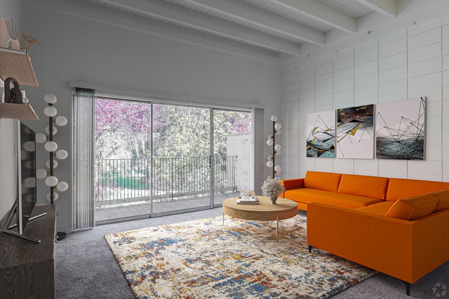 Building Photo - IRONWOOD GREENS