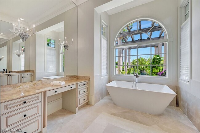 Building Photo - 2052 Isla Vista Ln