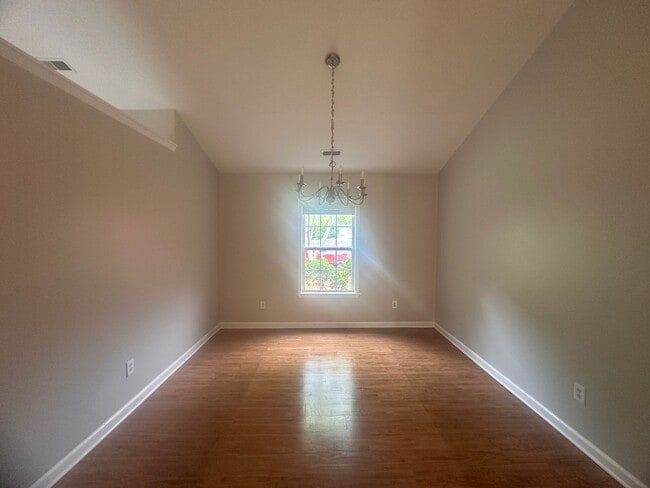 Building Photo - 3 Bed 2 Bath Brick Home in Northchase