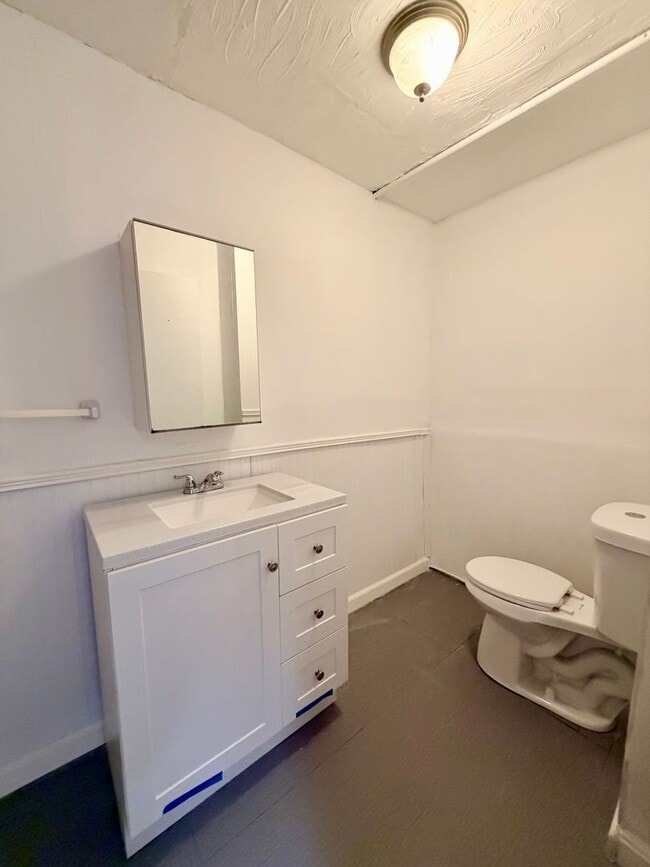 Building Photo - 1108 Oswin St