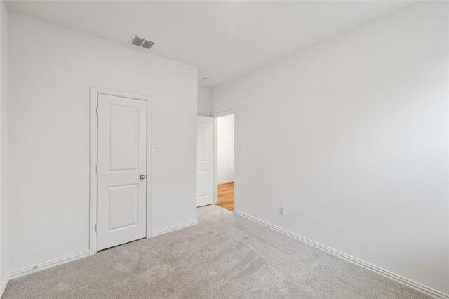 Building Photo - 4905 Woodloch Dr