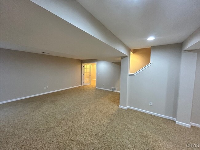 Building Photo - 107 Shaker Heights