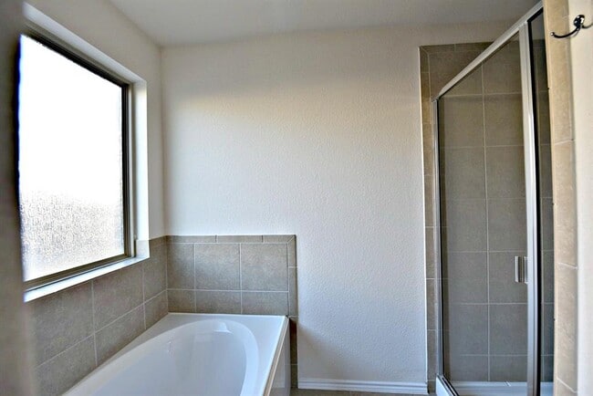 Building Photo - 644 Heritage Grove Rd