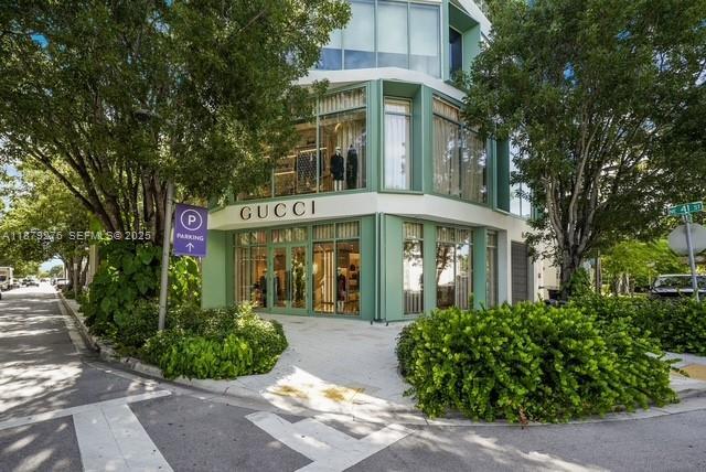 Building Photo - 177 NE 44th St