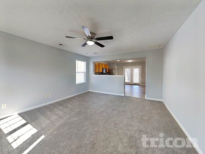 Building Photo - 135 Nacoochee Way