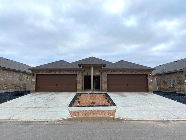 Building Photo - 1507 Lucille St