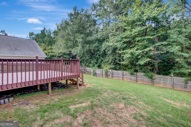 Building Photo - 77 Crescent St